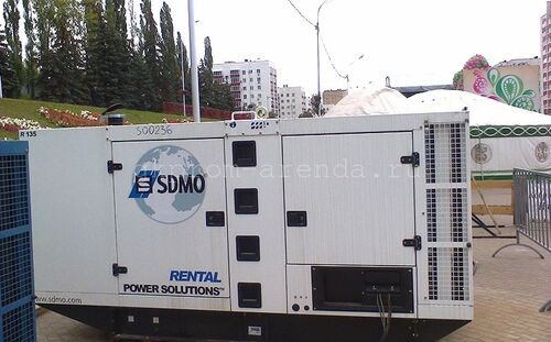  Дизельный генератор SDMO R135
